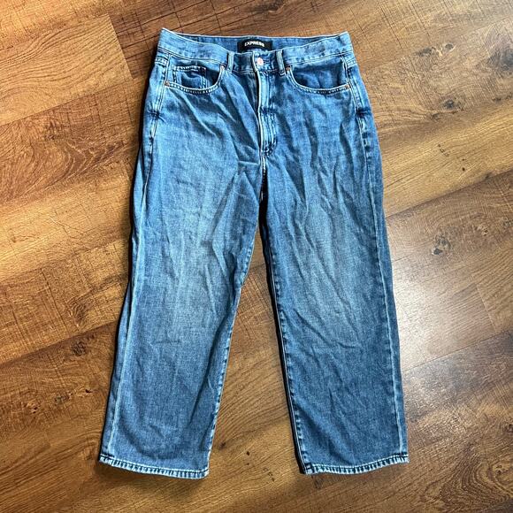 Express High Waisted Crop Jeans Size 10 Trendy Denim Style - Picture 2 of 5